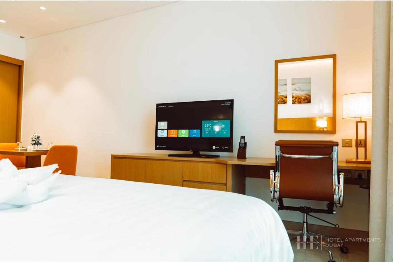 He Hotel Apartments Дубай Номер фото A room at the hotel